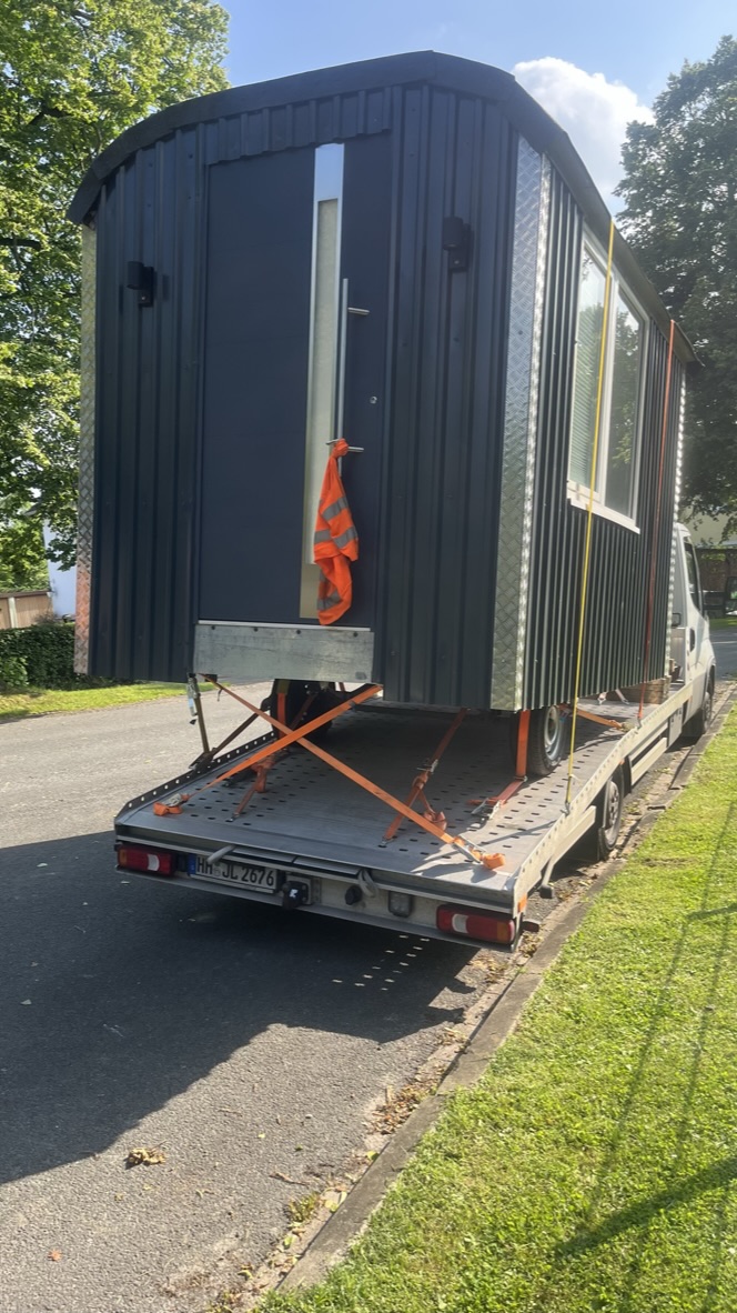 schwerer Bauwagen voll ausgebaut