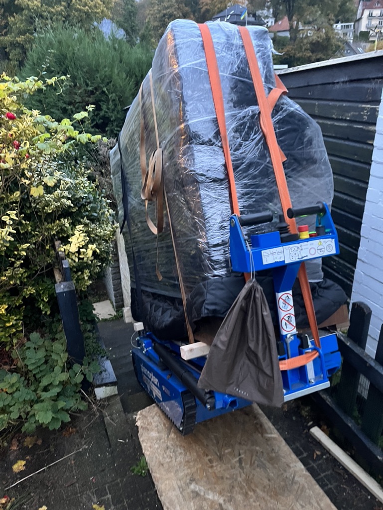 Klaviertransport mit Pianoplan im Treppenviertel Hamburg