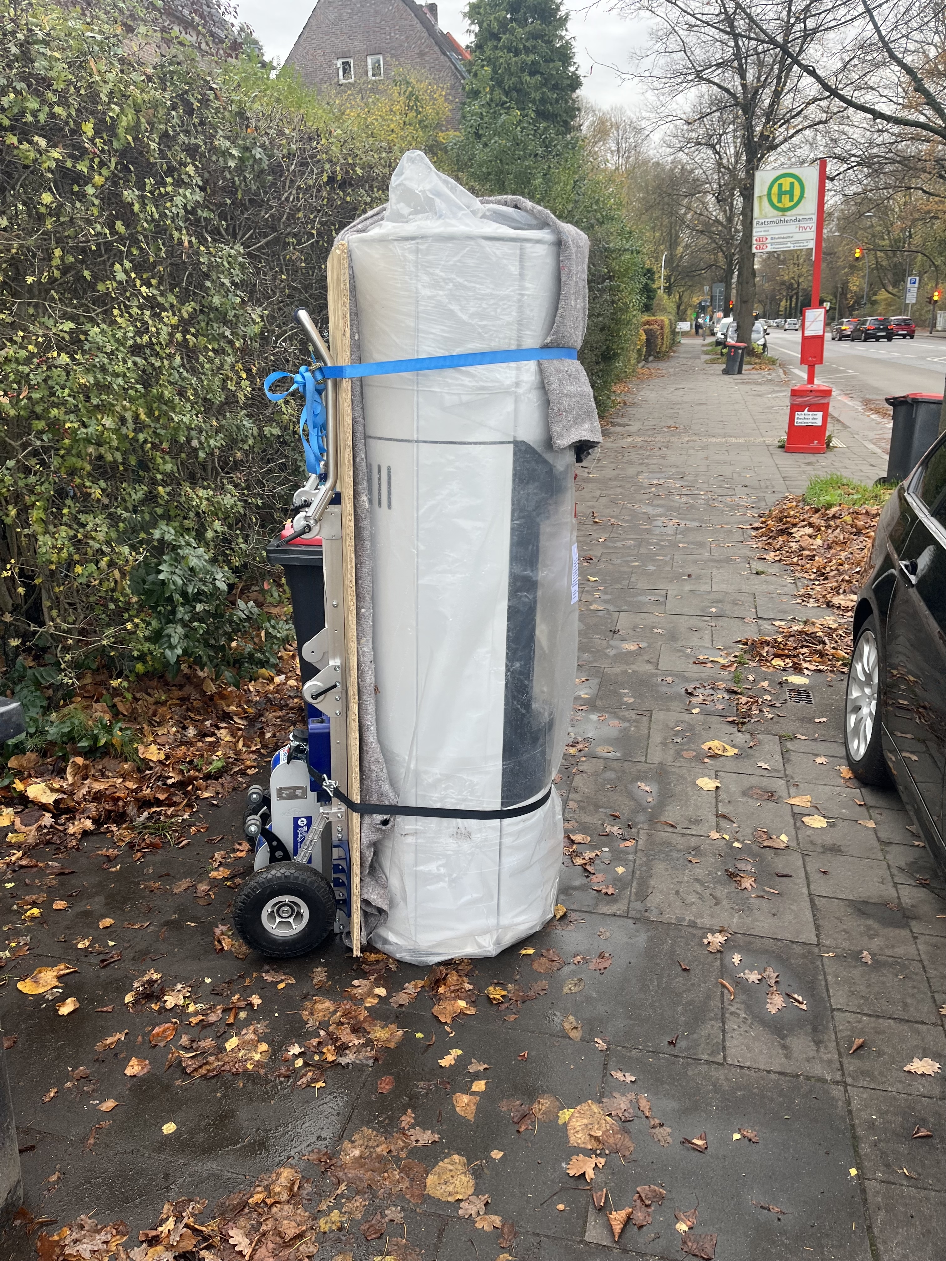 XSTO Treppensteiger mit 150 kg Kaminofen in Hamburg